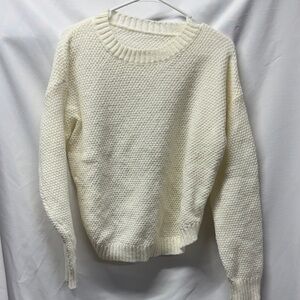 🧣 Cozy Cream Knit Sweater